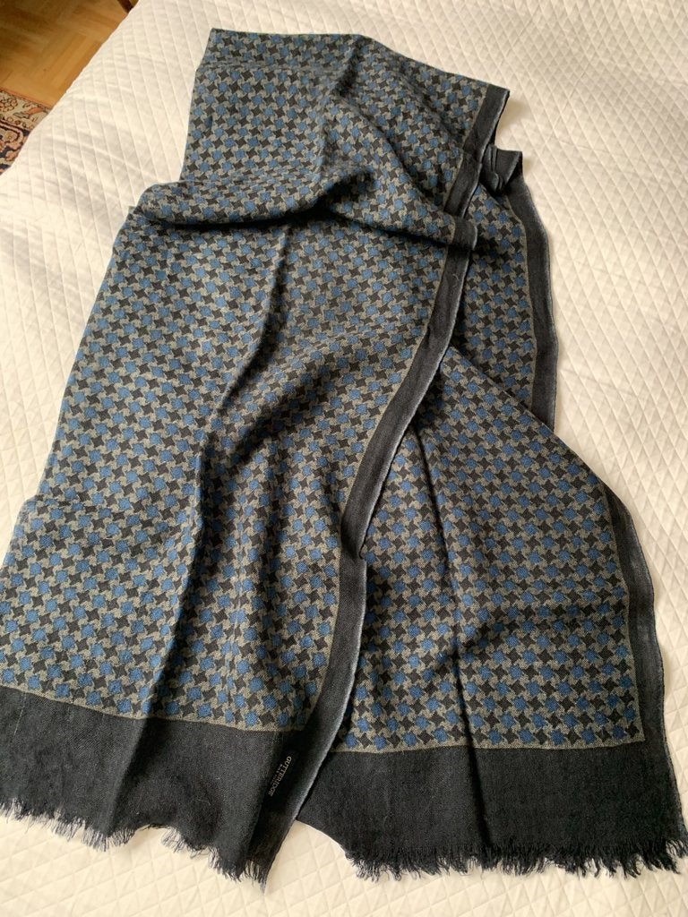 Gutteridge Italy, fijne wollen sjaal 200 x 70 cm, zgan, Kleding | Heren, Mutsen, Sjaals en Handschoenen, Ophalen of Verzenden