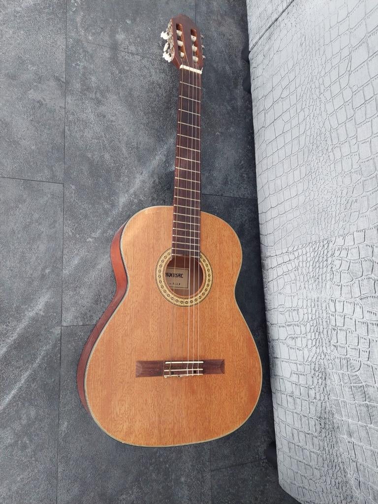 Goed uitziende gitaar - Conditie onbekend, Ophalen of Verzenden, Gebruikt, Klassieke of Spaanse gitaar
