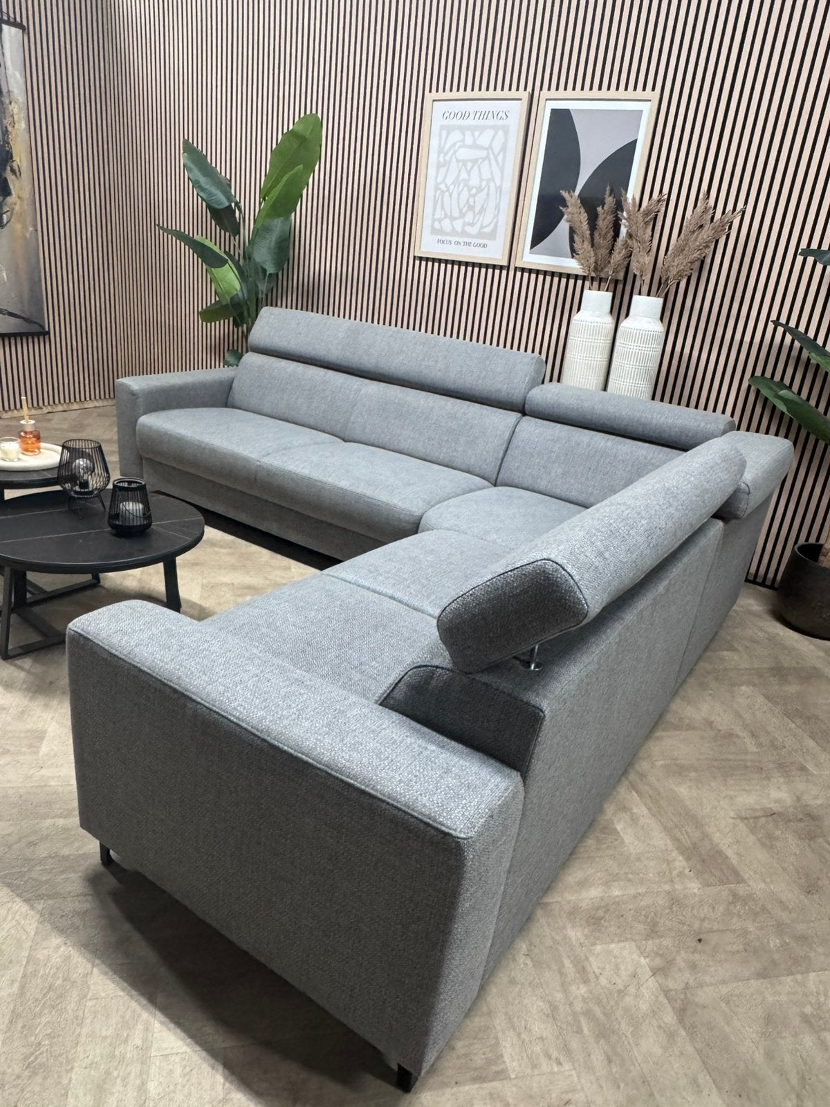 ZGAN Moderne Home Center Hoekbank - Grijs - 280 x 240, Huis en Inrichting, Banken | Bankstellen, 250 tot 300 cm, -, -, Hoekbank