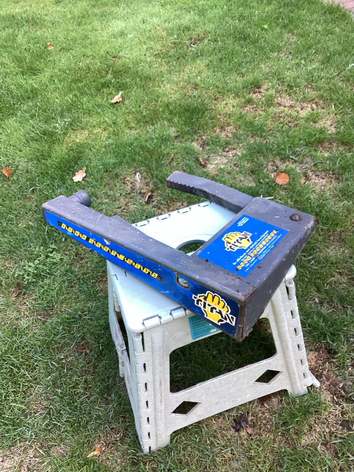 Titan wielslot voor aanhanger of caravan, Ophalen, Gebruikt