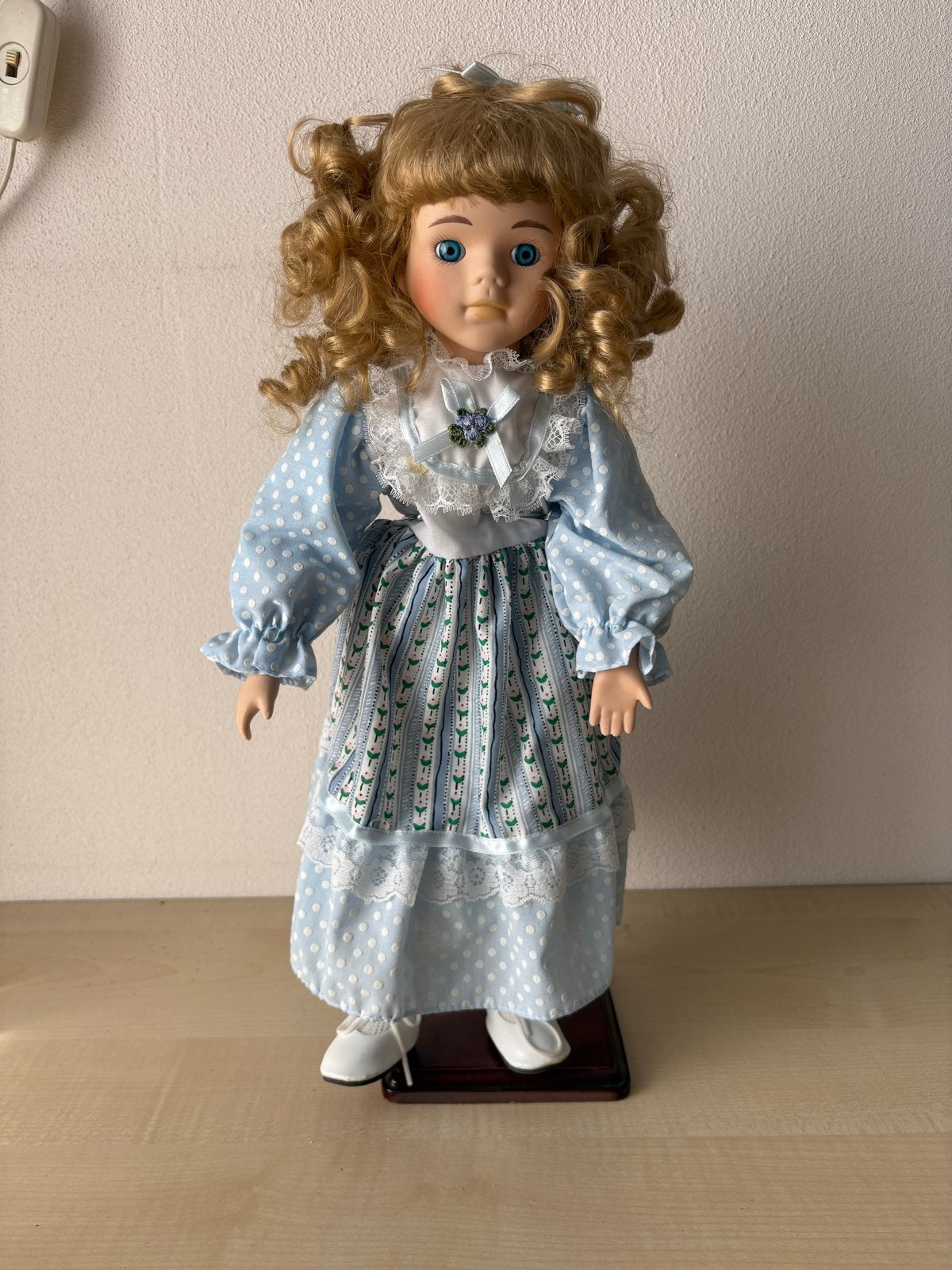 Vintage Ashton-Drake Galleries Porseleinen Poppen Collectie, Ophalen, Zo goed als nieuw, Pop, Levensecht of Reborn