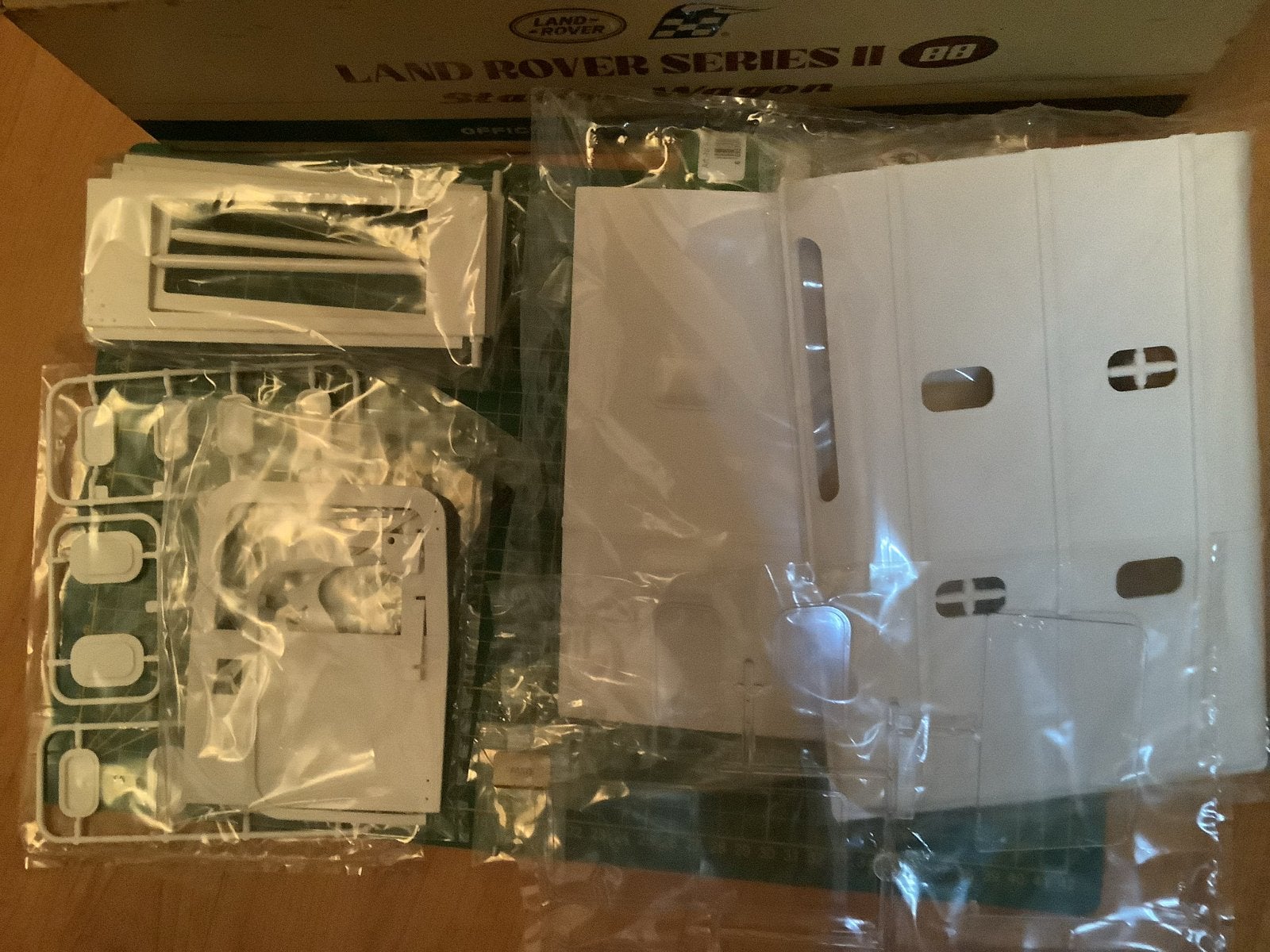 Land Rover Series II 88 Station Wagon 1/10 Hard Body Kit, Overige merken, Auto, Groter dan 1:32, Nieuw