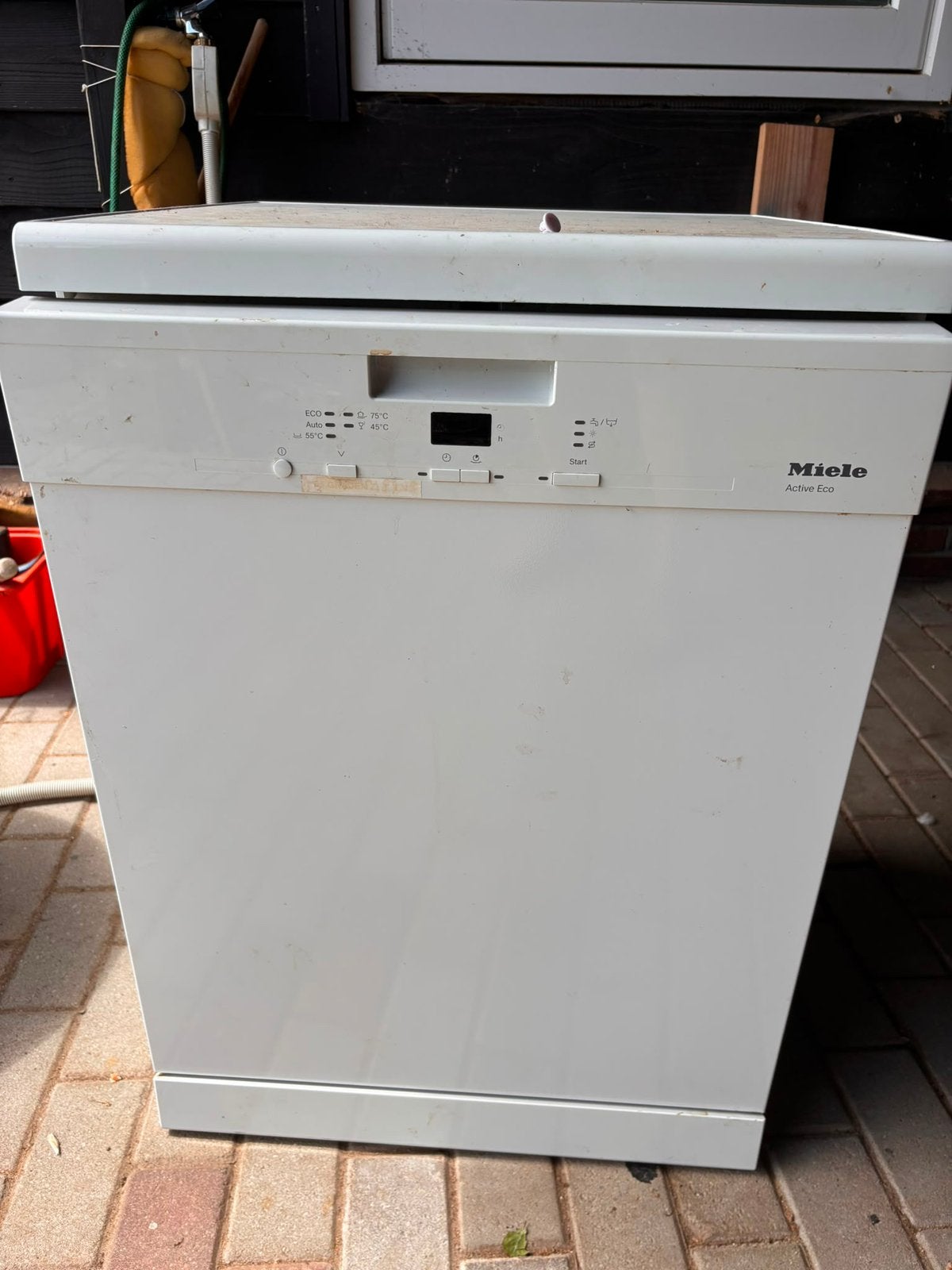Miele vaatwasser met defect 2018, Ophalen, Zo goed als nieuw, Vrijstaand, Minder dan 85 cm