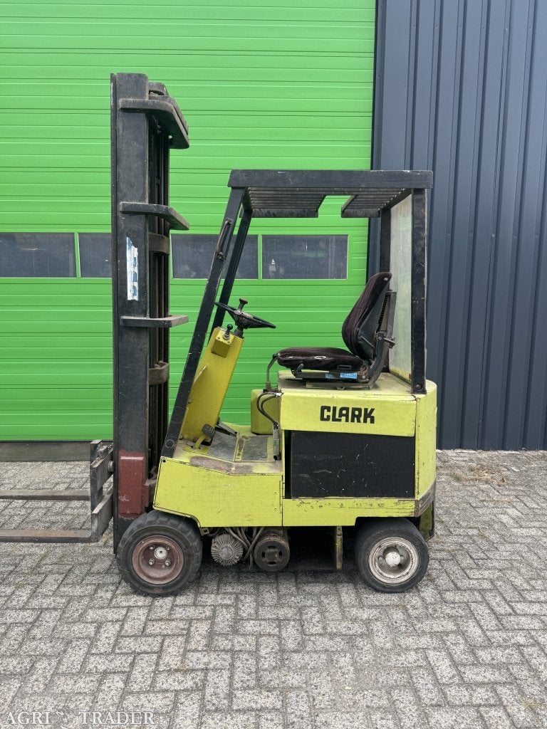 Clark elektrische heftruck, nette batterij, triplex mast, -, Heftruck Service Beneden-Leeuwen, Heftruck, 1000 tot 2000 kg