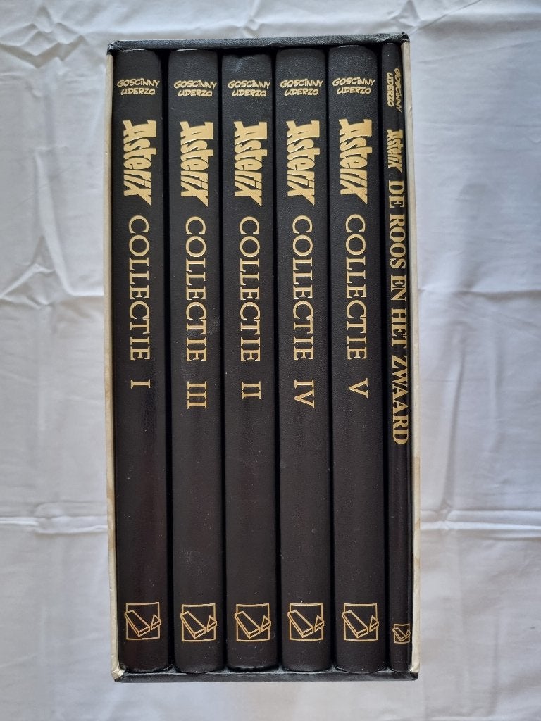 Asterix Collectie in Box, Boeken, Complete serie of reeks, Ophalen of Verzenden, Zo goed als nieuw