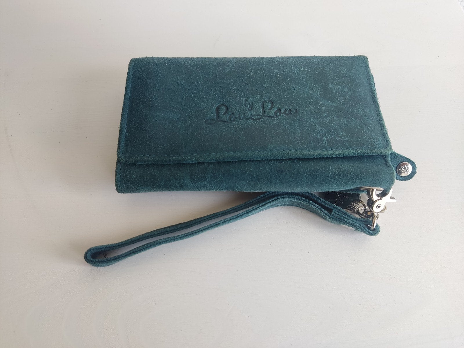 LouLou portemonnee/clutch van suède in petrol, Sieraden, Tassen en Uiterlijk, Zo goed als nieuw, Leer, Groen, Ophalen