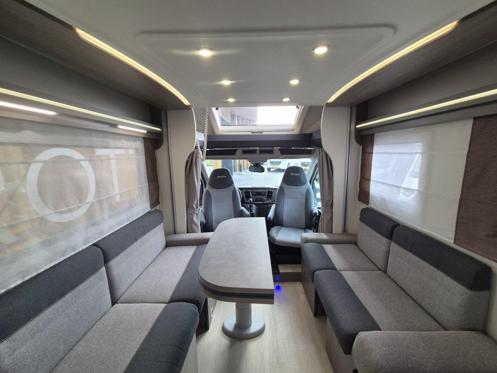Chausson Titanium 640 Automaat Face to face, Caravans en Kamperen, Automaat, Startonderbreker, Ford, 6 tot 7 meter