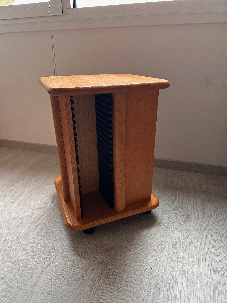 Licht eiken CD zuil, Ophalen, 75 tot 150 discs, Zo goed als nieuw, Cd's