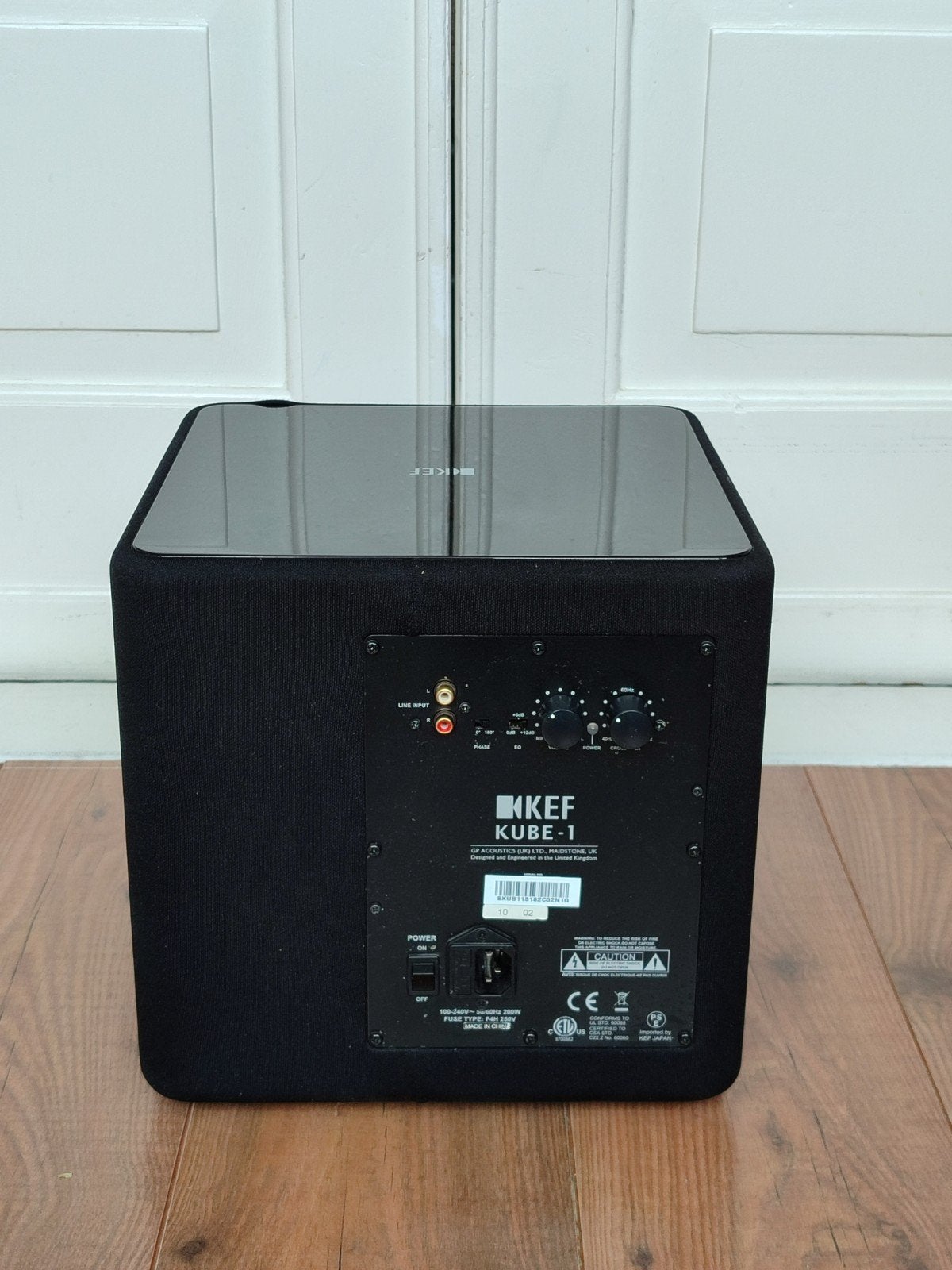 Krachtige en nette Kef subwoofer, Audio, Tv en Foto, Luidsprekers, 150 watt of meer, Gebruikt, Subwoofer, Ophalen of Verzenden