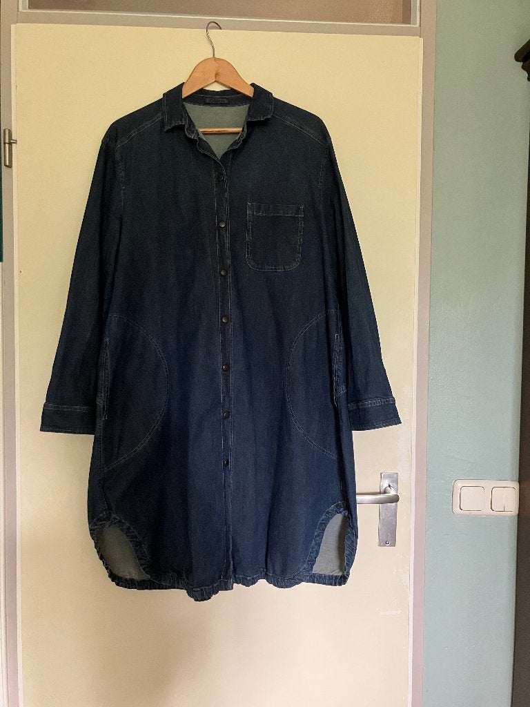 Oska lange spijkerjas of jurk, Blauw, Maat 42/44 (L), Ophalen of Verzenden, Zo goed als nieuw