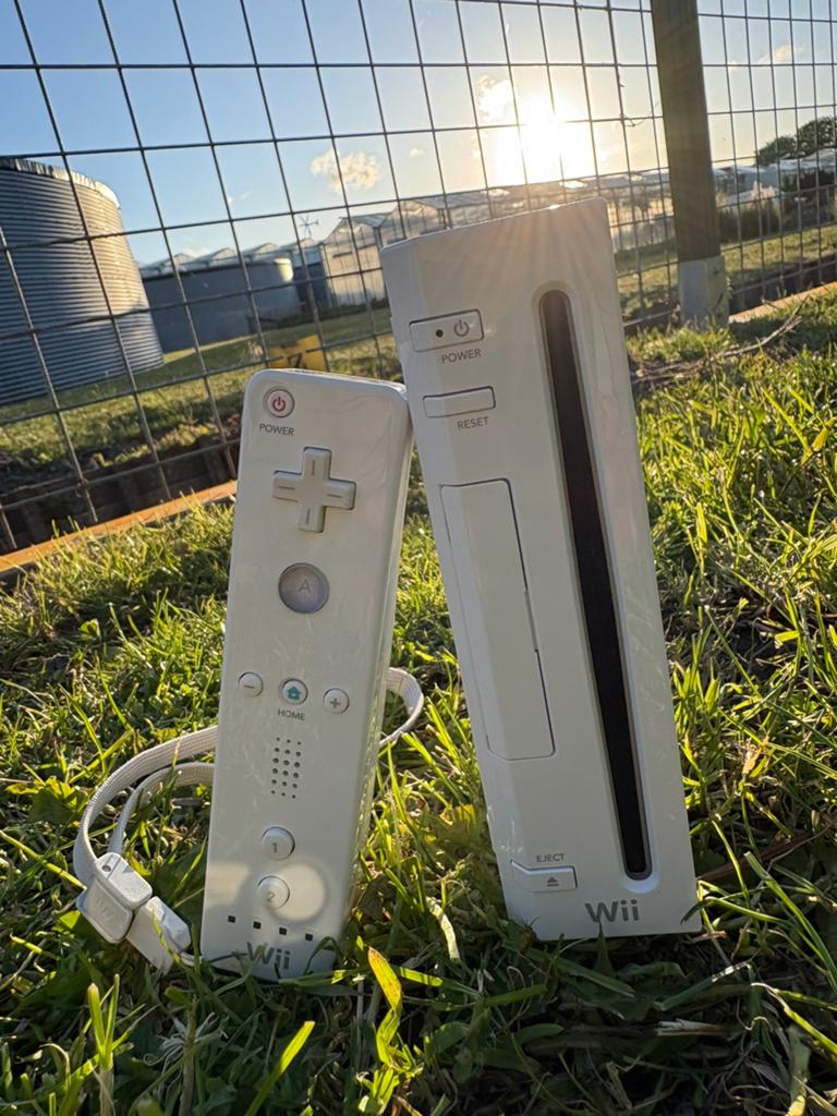 Nintendo Wii schoongemaakt en getest, Ophalen of Verzenden, Zo goed als nieuw, Met 1 controller