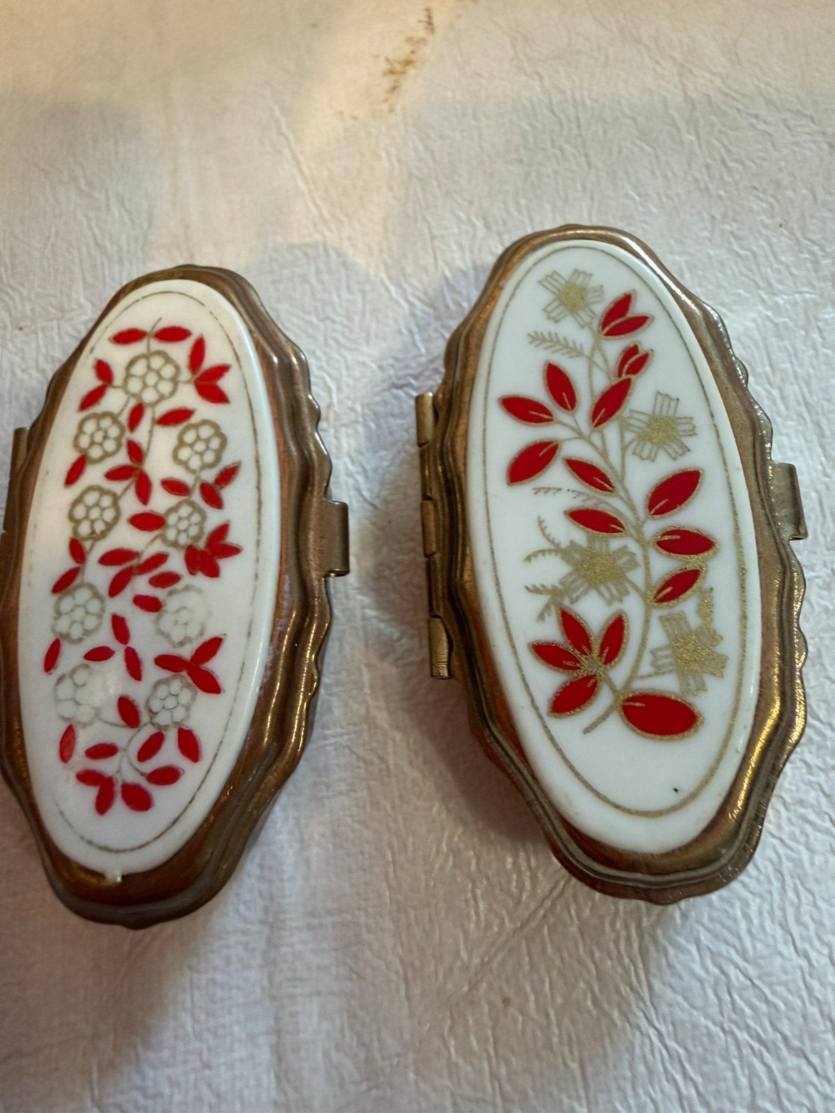 2 vintage pillendoosjes, Verzenden