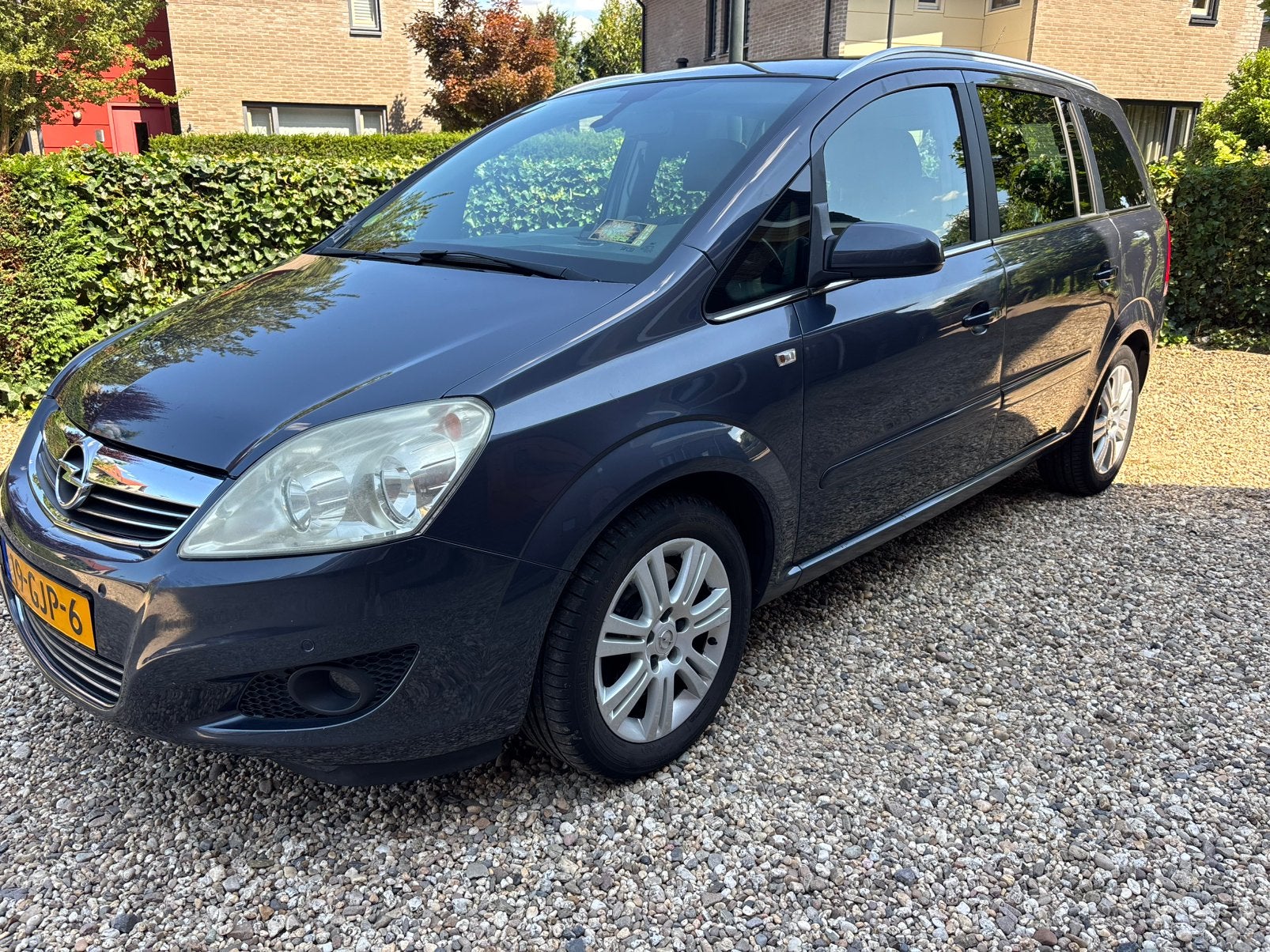 Opel Zafira 2.2 2008 Grijs 7 PERS/ LEER / TREKHAAK, Auto's, Opel, Voorwielaandrijving, Zwart, 4 cilinders, Metallic lak