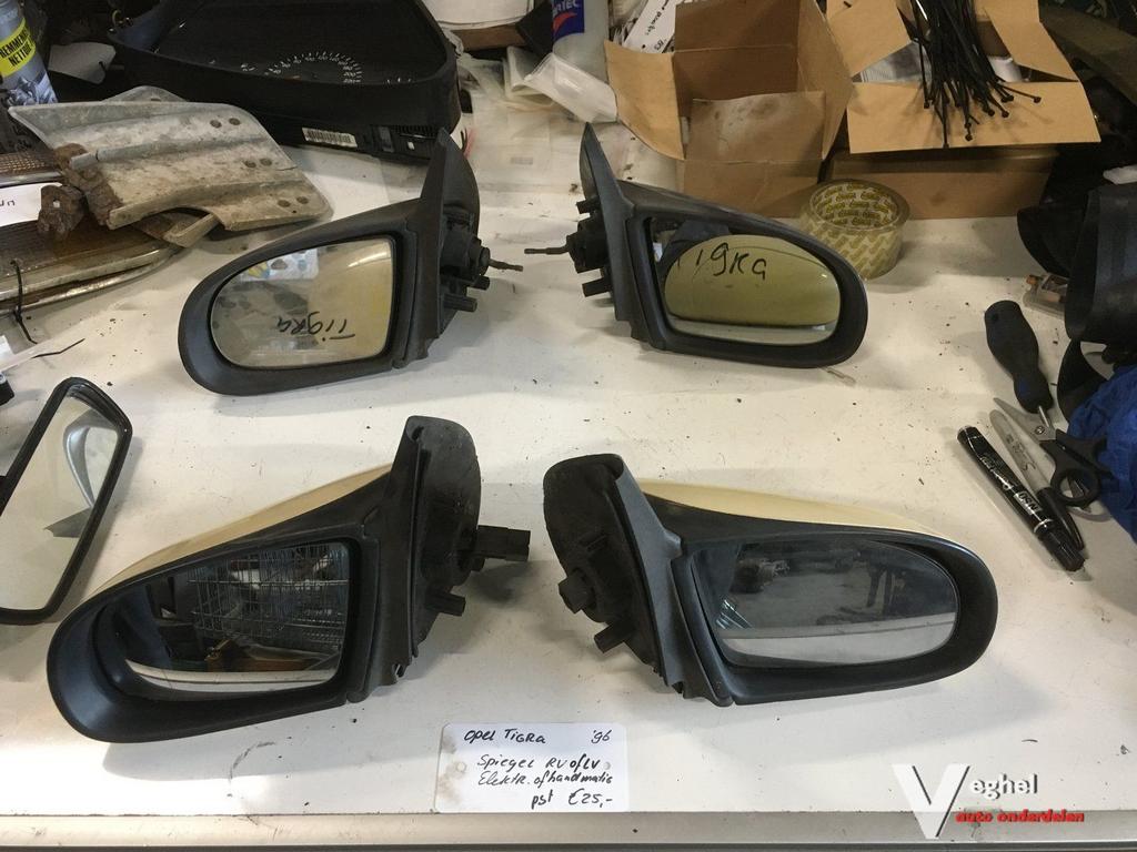 Opel Tigra Buitenspiegel Links Handbediend of Elektr., Auto-onderdelen, Spiegels, Gebruikt, -, -, Ophalen of Verzenden