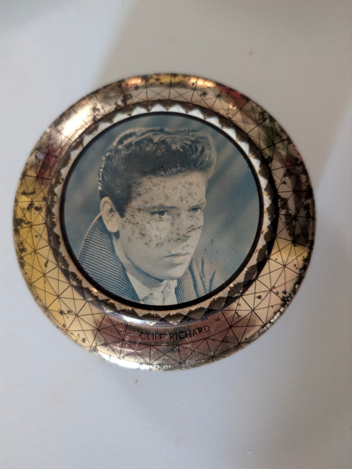 Vintage Kwatta Breda Holland blik met Cliff Richard, Ophalen of Verzenden