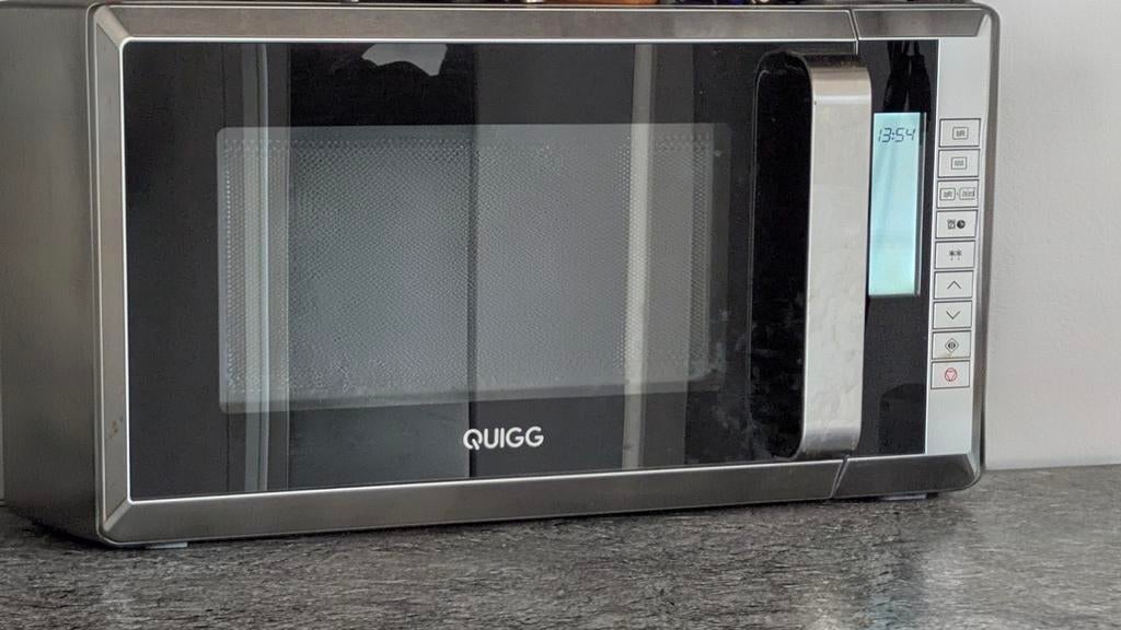 Quigg Combimagnetron - In prima staat, Ophalen, Combimagnetron, Grill, Zo goed als nieuw
