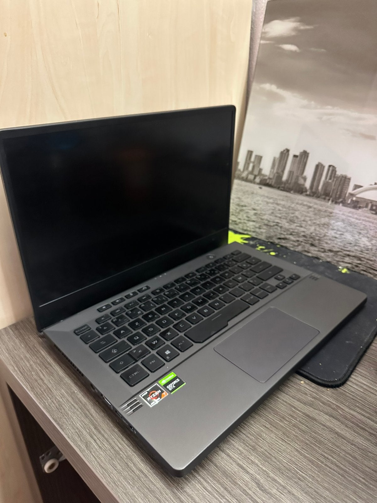 Asus Zypher g14, Computers en Software, Windows Laptops, HDD, 14 inch, Ophalen of Verzenden, Zo goed als nieuw