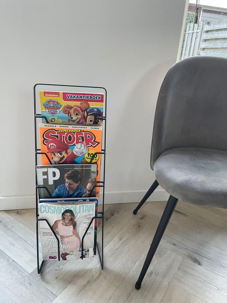 Tijdschriften standaard voor brochures wachtkamer, Zwart, Ophalen of Verzenden, Zo goed als nieuw, Metaal