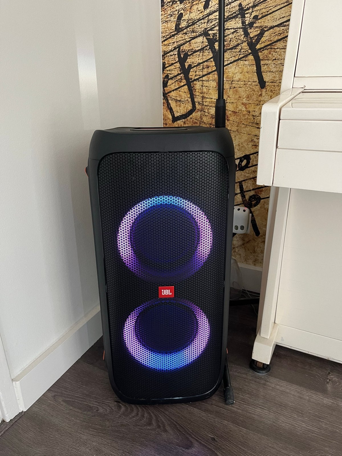 Nieuwe JBL PartyBox 310 - Krachtige Party Speaker