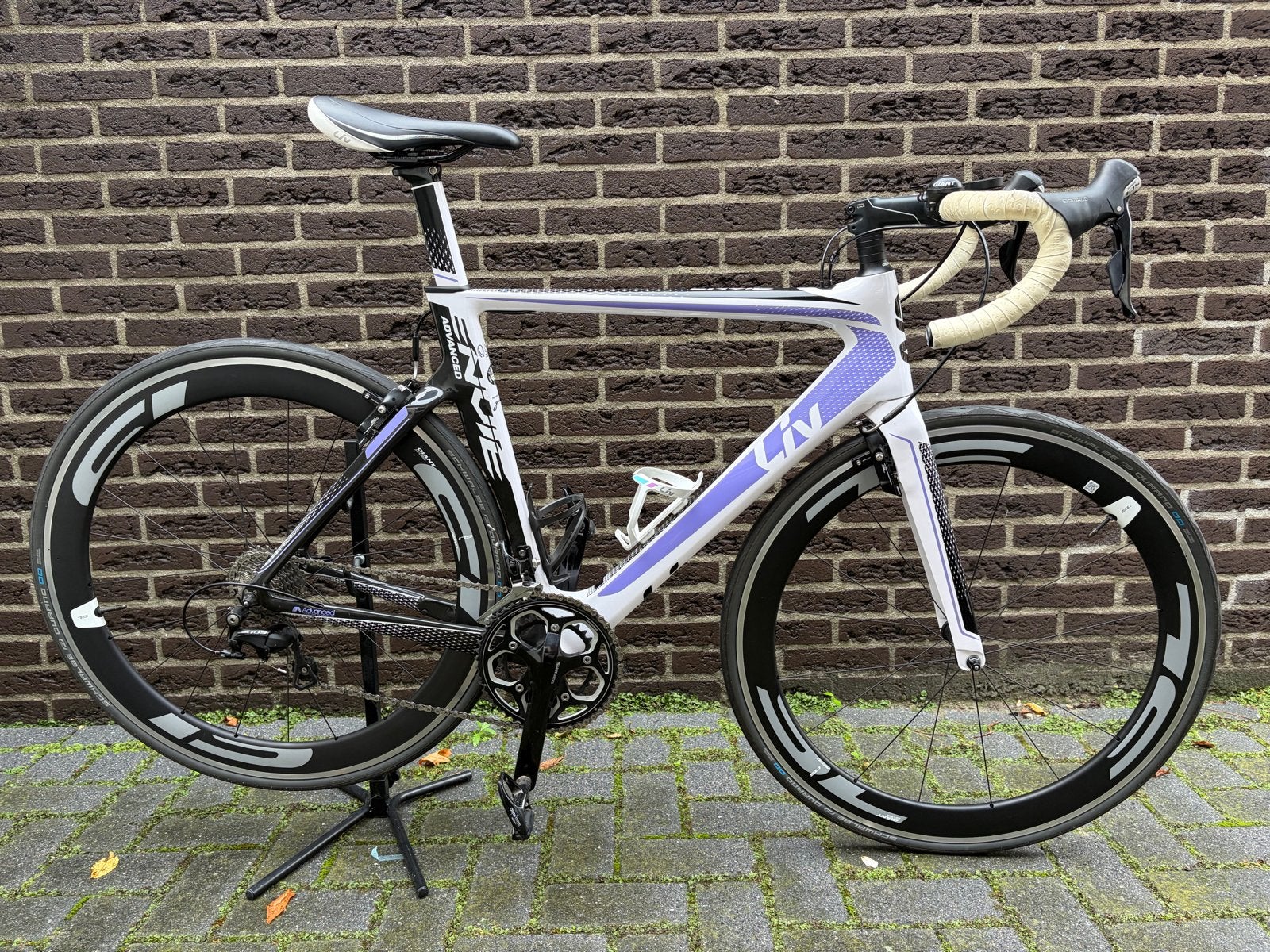 Giant Liv Envie Advanced 2 racefiets Shimano 105 11-speed, Ophalen, 28 inch, Carbon, Velgrem