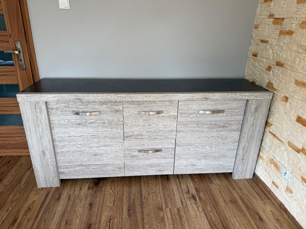 Grote dressoir betonlook – stevige kwaliteit €130, Huis en Inrichting, Kasten | Dressoirs, Ophalen, Zo goed als nieuw, 50 tot 75 cm