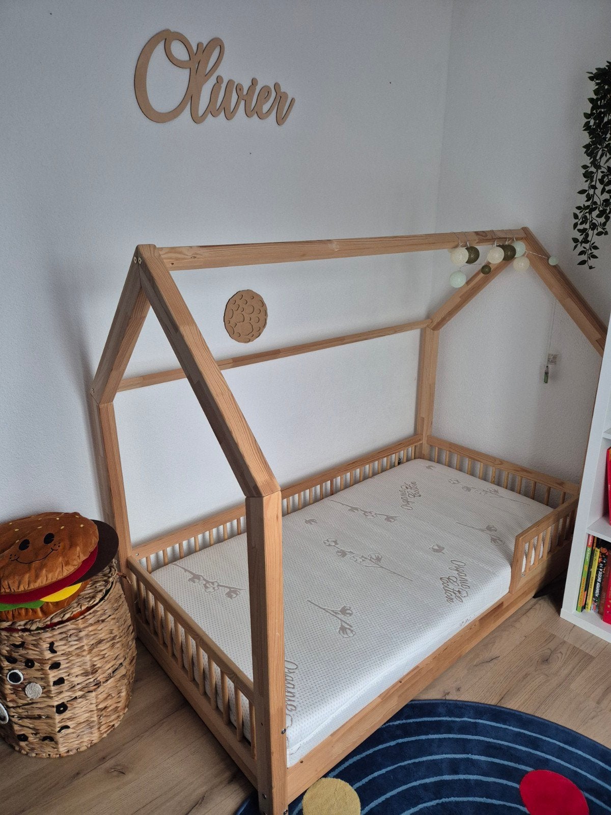 Houten huisbed voor kinderen met matras, Ophalen, 90 cm, Eenpersoons, Bruin