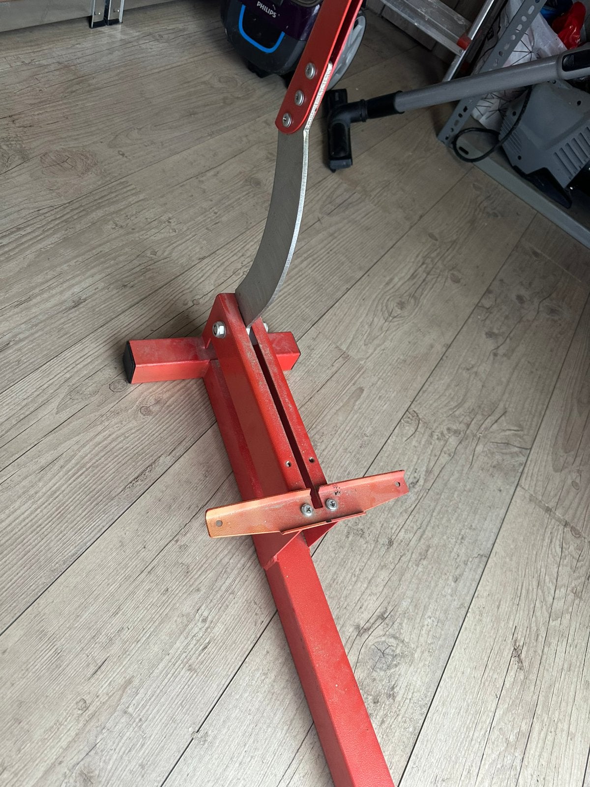 Handige Laminaatsnijder (Rood) – In goede staat!, Auto diversen, Krikken, Ophalen, Zo goed als nieuw