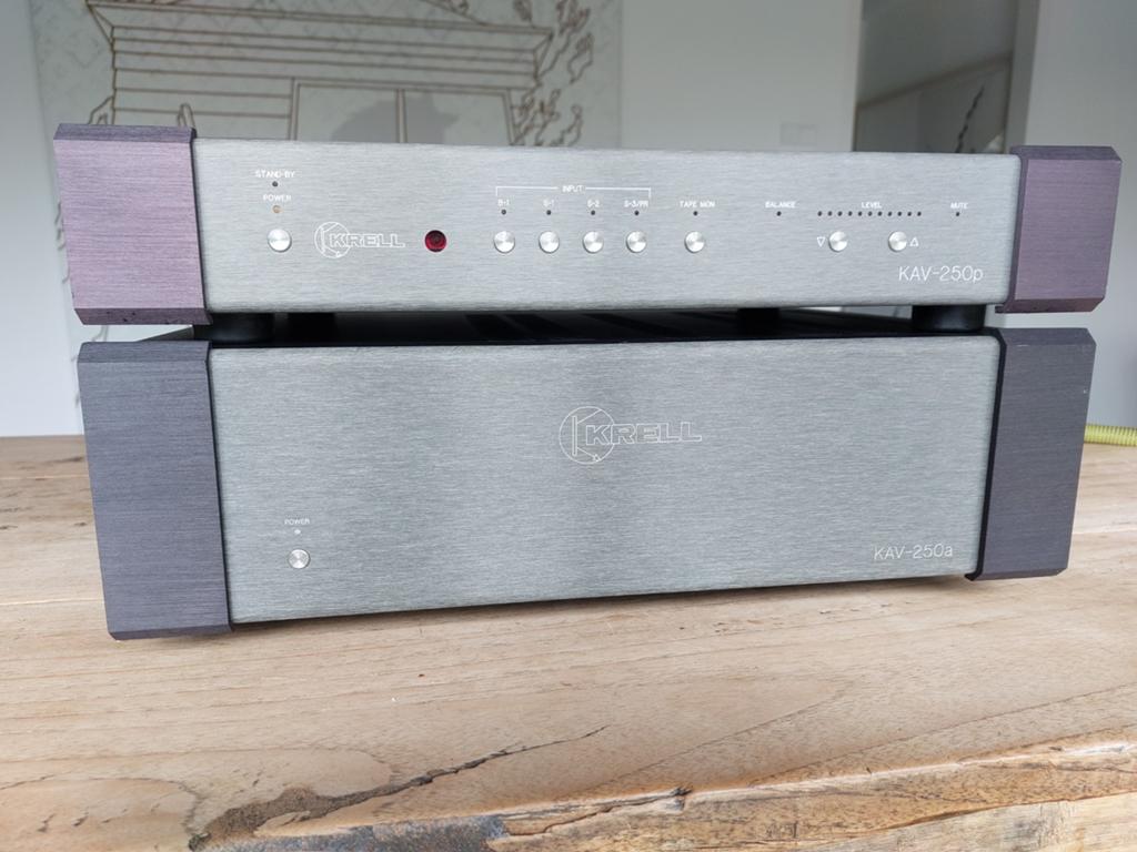 KRELL KAV-250p en KAV-250a gebalanceerde XLR vv en ev, Zo goed als nieuw, 120 watt of meer, Stereo, Ophalen