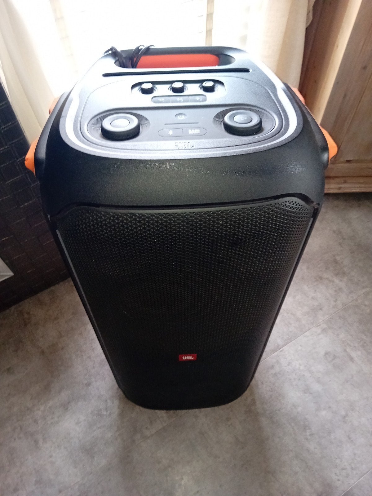 jbl partybox 710