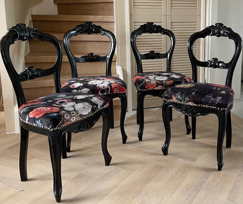 Set van 4 zwarte stoelen met bloemenprint, Ophalen