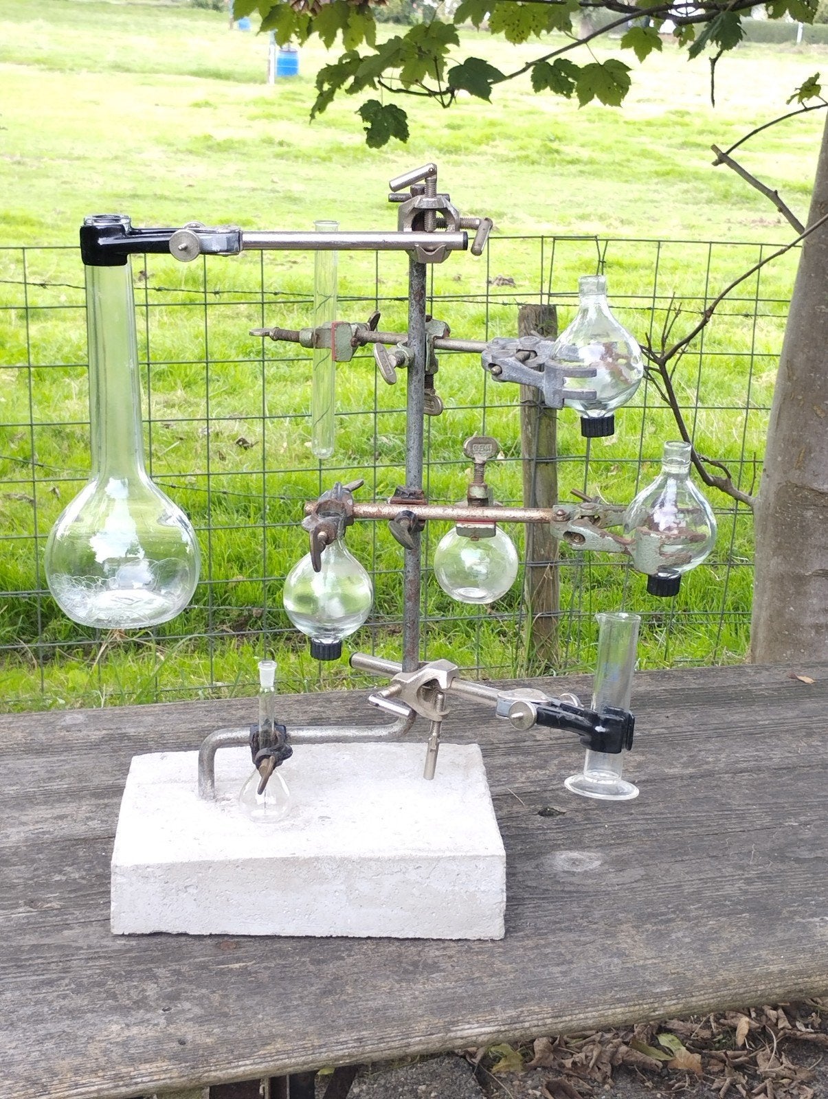 Vintage Laboratorium Opstelling met Glaswerk, Antiek en Kunst, Ophalen