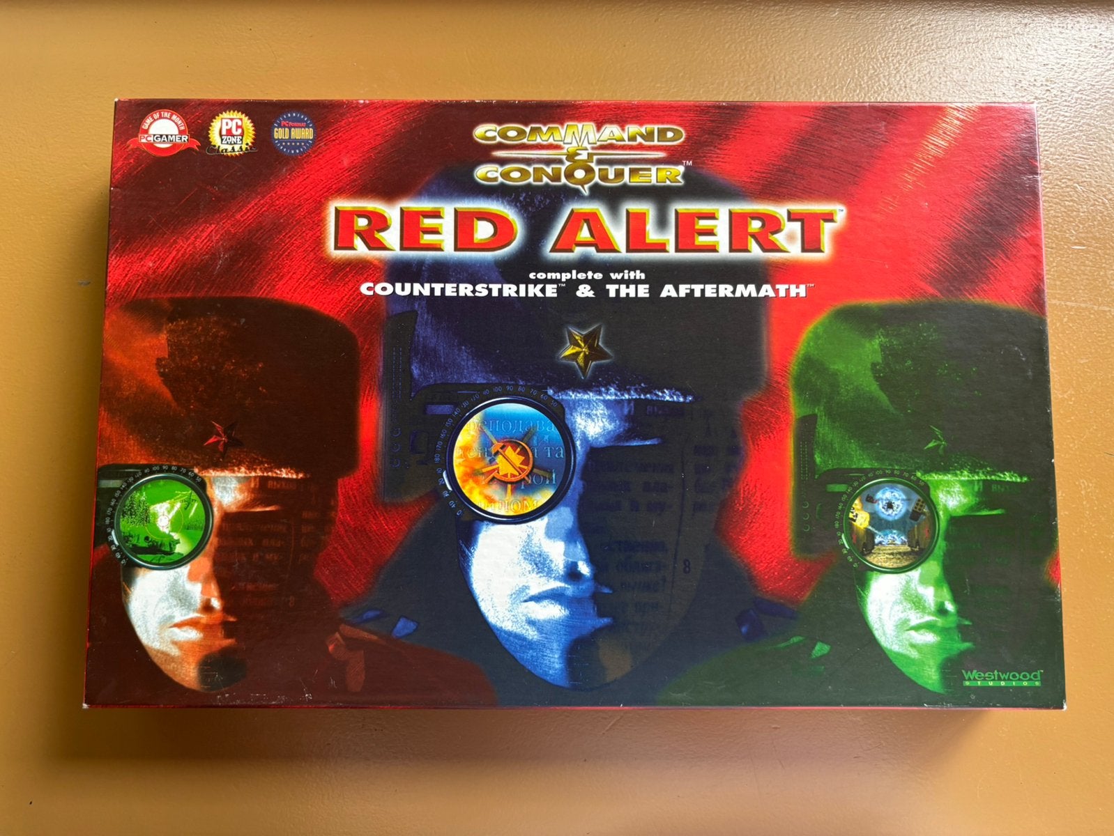 Command & Conquer: Red Alert Big Box Compilation Edition PC, Spelcomputers en Games, Games | Pc, 1 speler, Ophalen of Verzenden