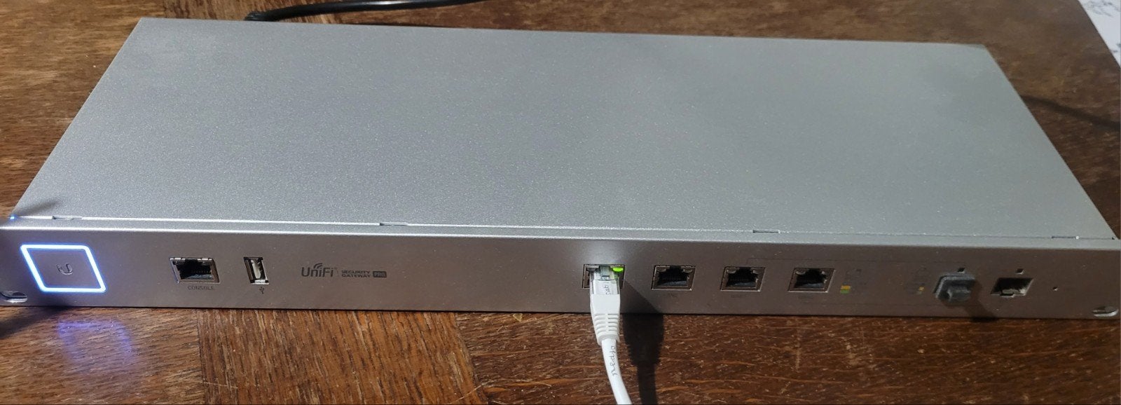 Ubiquiti USG gateway PRO, Computers en Software, Ophalen of Verzenden, Gebruikt
