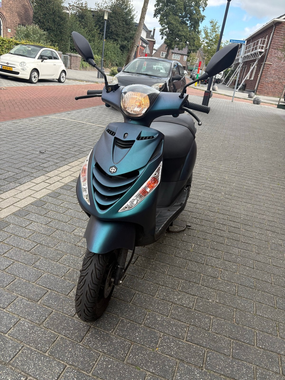 Piaggio Zip 4T uit 2019 - Recent onderhoud en nieuwe accu, Ophalen, Gebruikt, Benzine, Zip