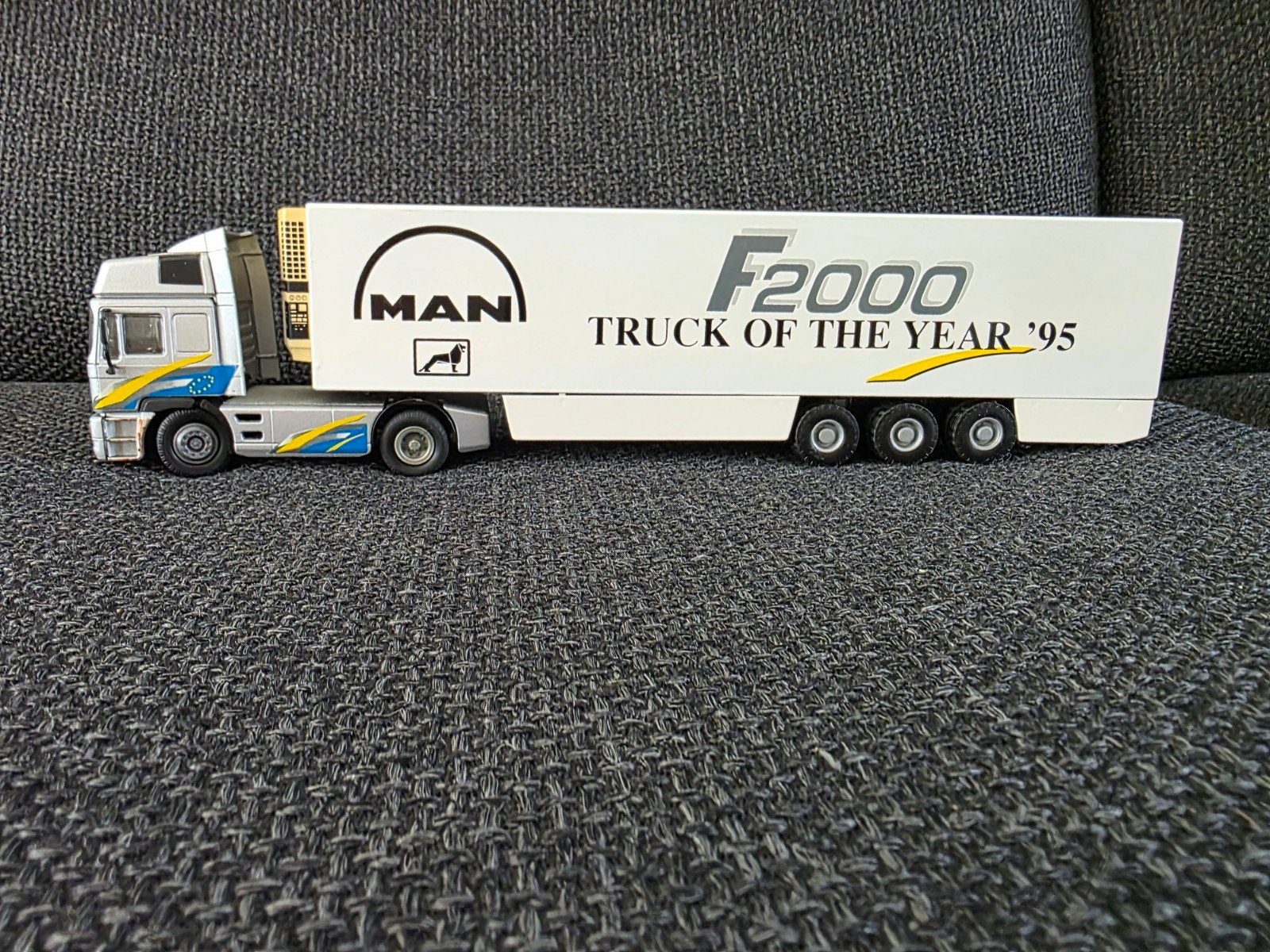 MAN F2000 truck of the year '95  Conrad /Lionel Car, Ophalen of Verzenden, Zo goed als nieuw, Bus of Vrachtwagen, Conrad