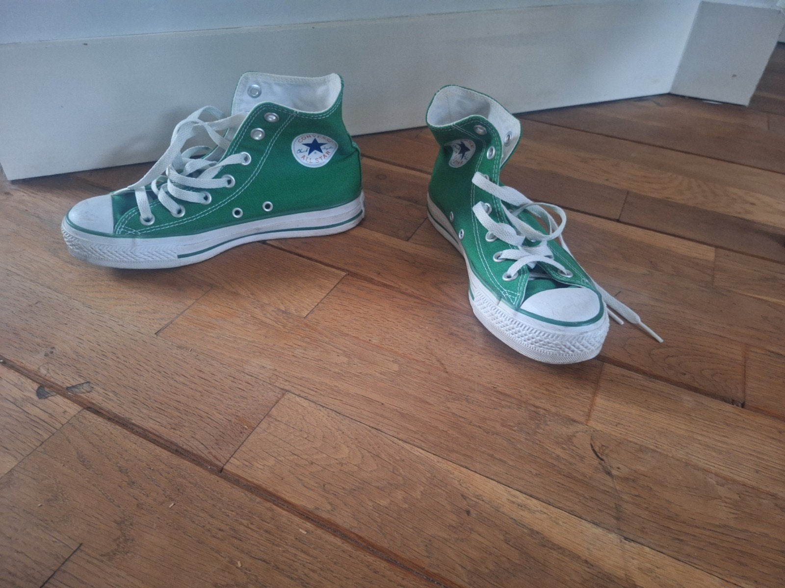 Groene Converse All Stars - Zo goed als nieuw - Maat 35.5, Kleding | Dames, Schoenen, Ophalen of Verzenden