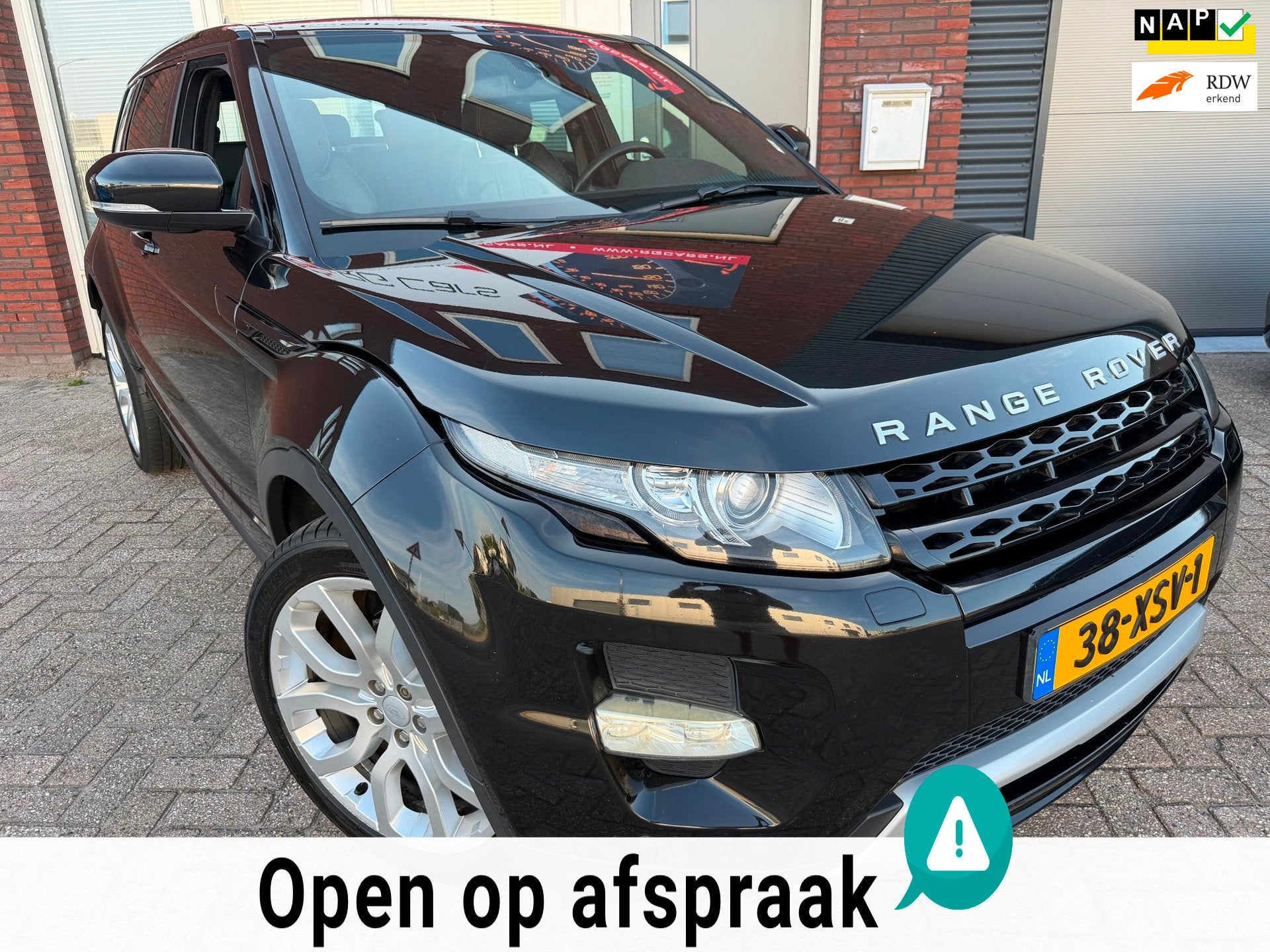 Land Rover Range Rover Evoque 2.0 Si 4WD Prestige / Leder /, Auto's, Automaat, Euro 5, 4 cilinders, Met garantie (alle)