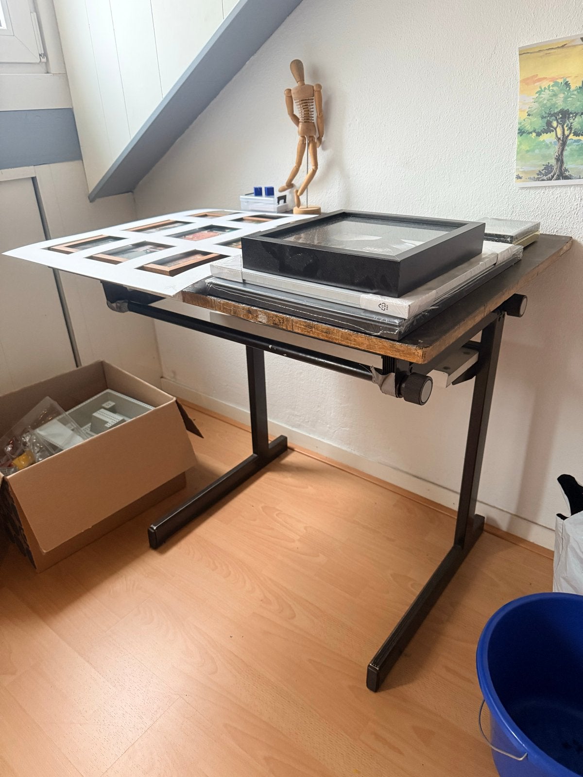 Tekentafel met verstelbaar blad, Ophalen, Gebruikt, Minder dan 130 cm