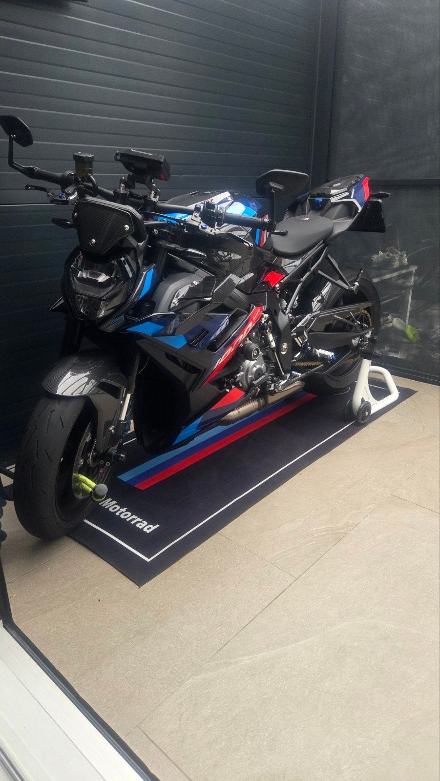 BMW M1000R Competition, 4 cilinders, Handvatverwarming, Particulier, Naked bike