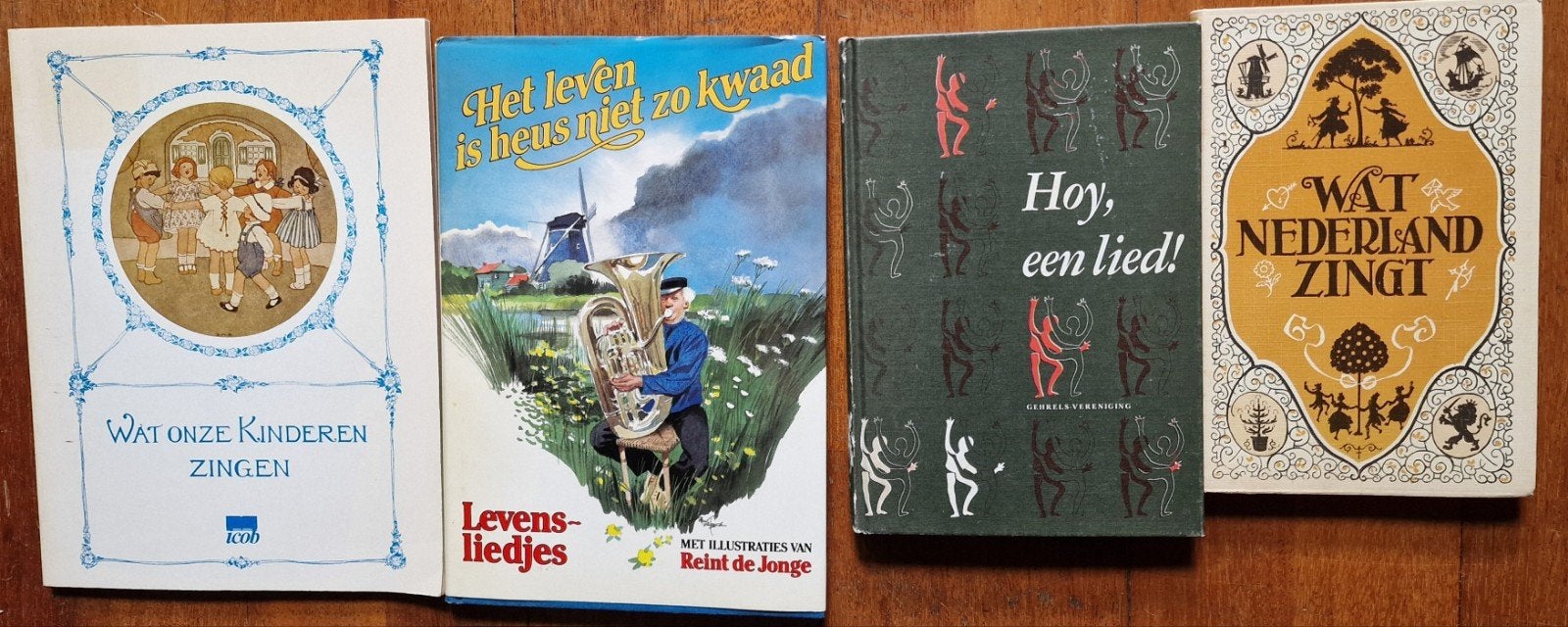 4 Nederlandse liedboeken: kinderliedjes en levensliedjes, Ophalen of Verzenden, Gelezen, Algemeen, Diverse auteurs