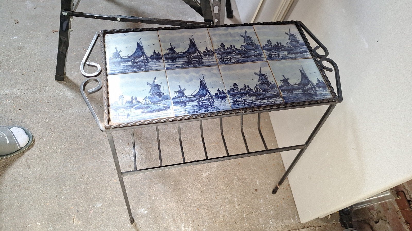 Vintage Krantenbak met Delfts Blauwe Tegels, Ophalen, Gebruikt, Metaal, Vintage