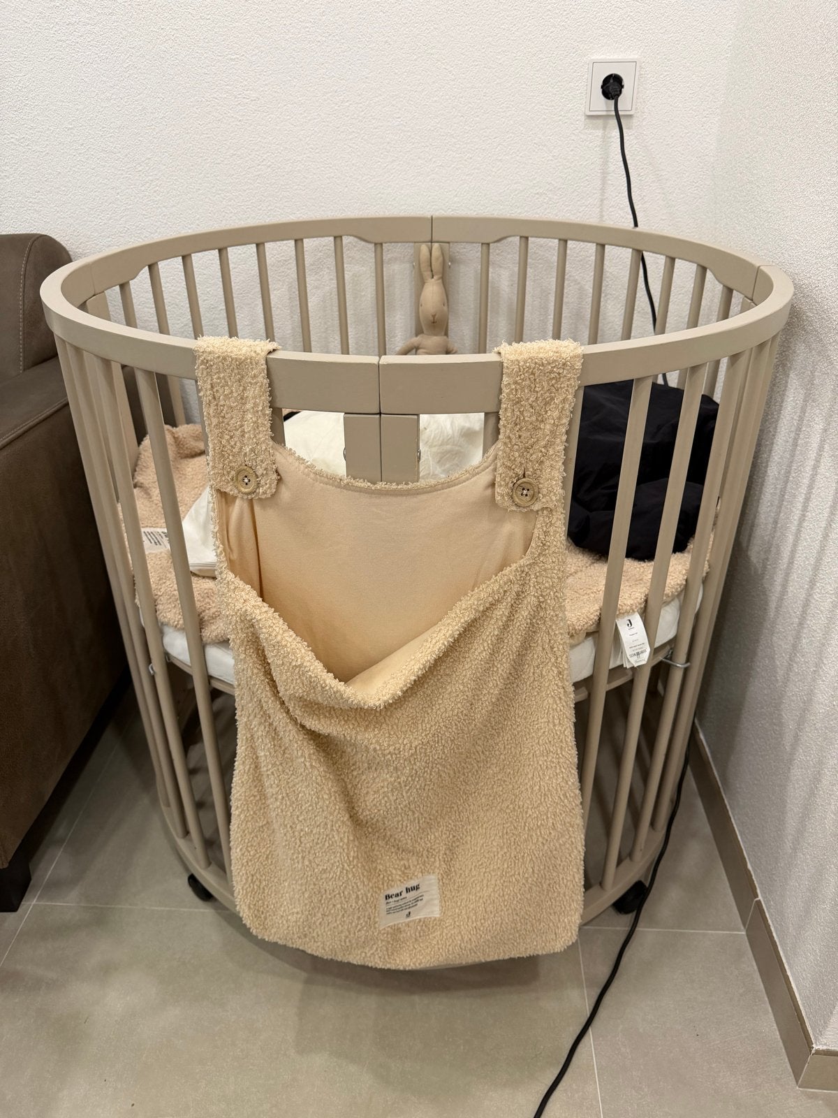 Ronde box met accessoires, Ophalen, Zo goed als nieuw, Ledikant