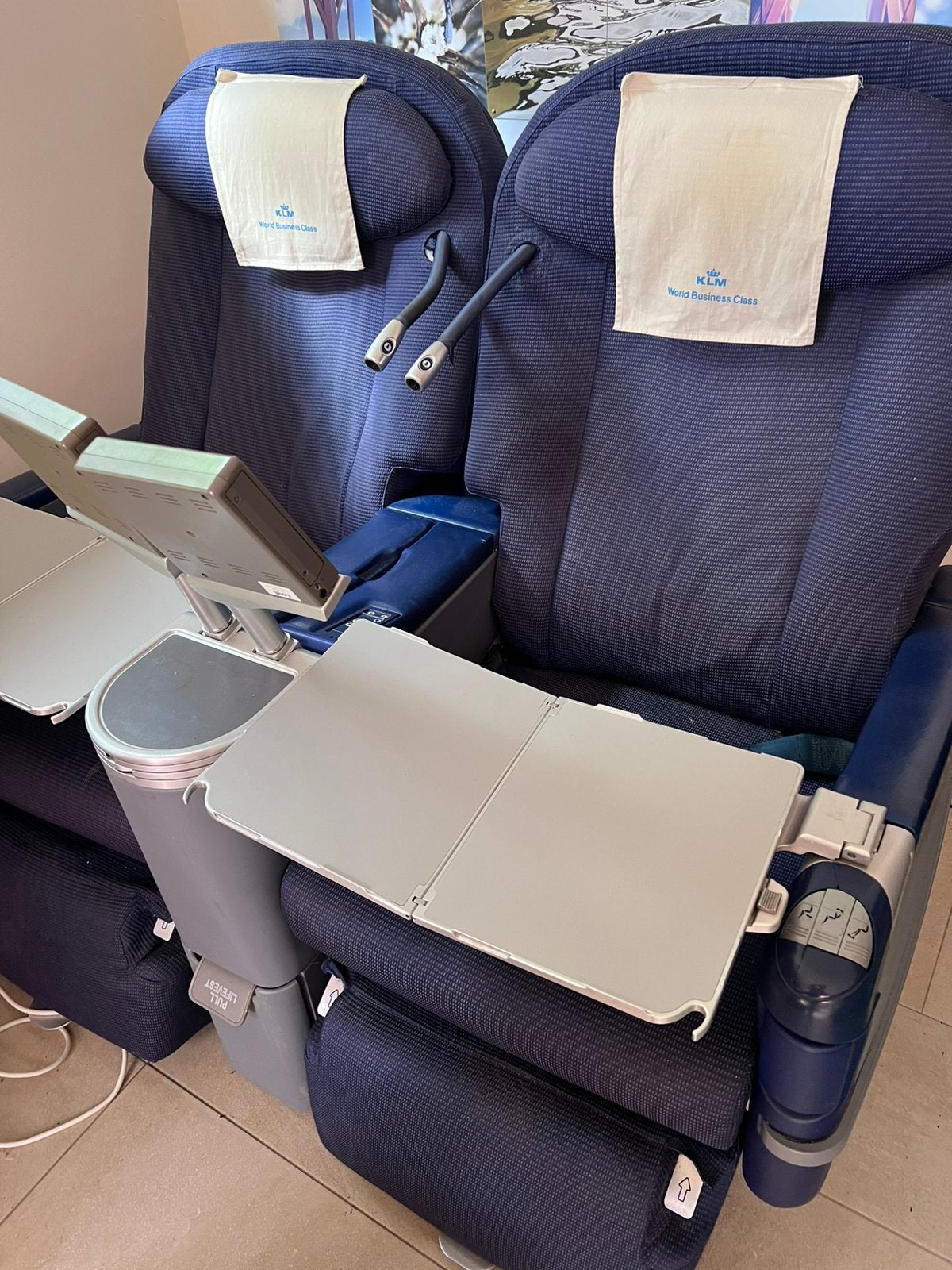 KLM stoelen, Sport en Fitness, Massageproducten, Verzenden, Zo goed als nieuw, Massagetafel