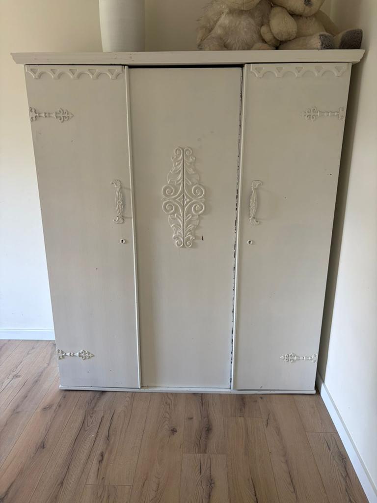 Gratis af te halen. Kast, Ophalen, Gebruikt, 100 tot 150 cm, 150 tot 200 cm
