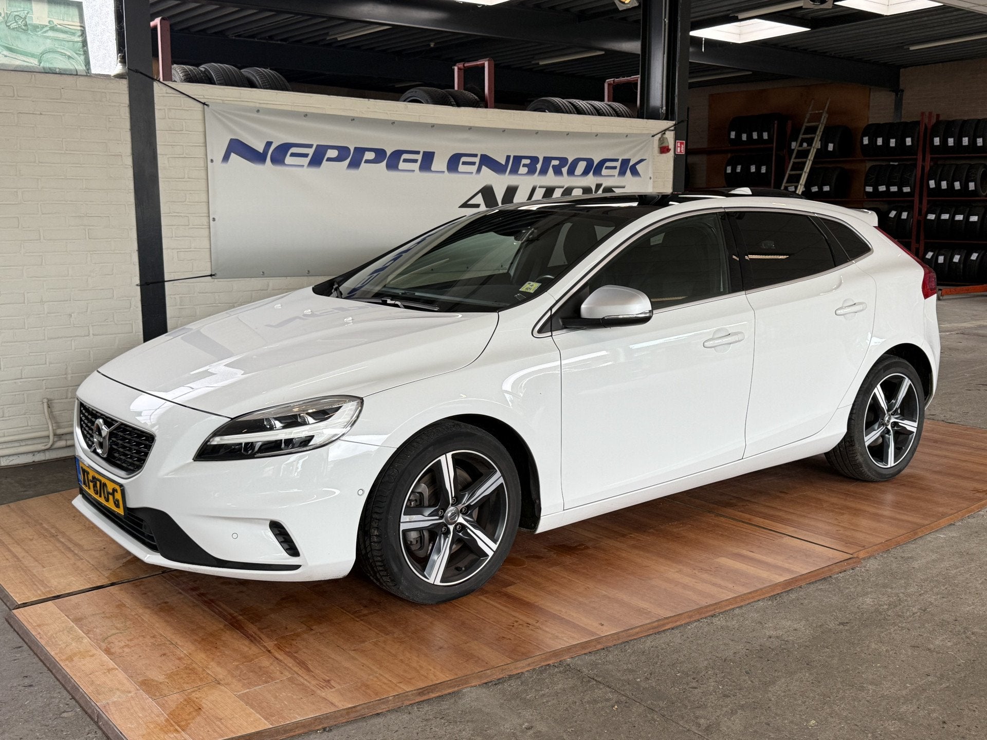 Volvo V40 1.5 T3 Polar+ Sport (bj 2019, automaat), 12 maanden, Automatische klimaatregeling, Euro 6, 4 cilinders