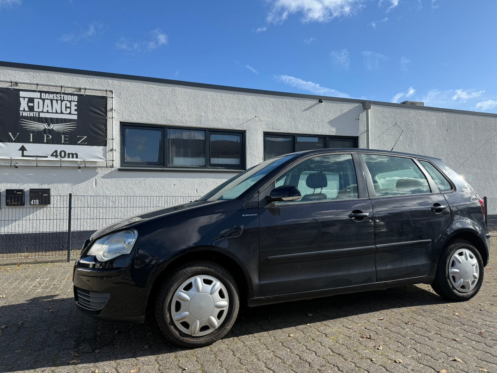Volkswagen Polo 1.4 2008 Zwart Airco/Nieuw apk, Voorwielaandrijving, 40 €/maand, 4 cilinders, Zwart