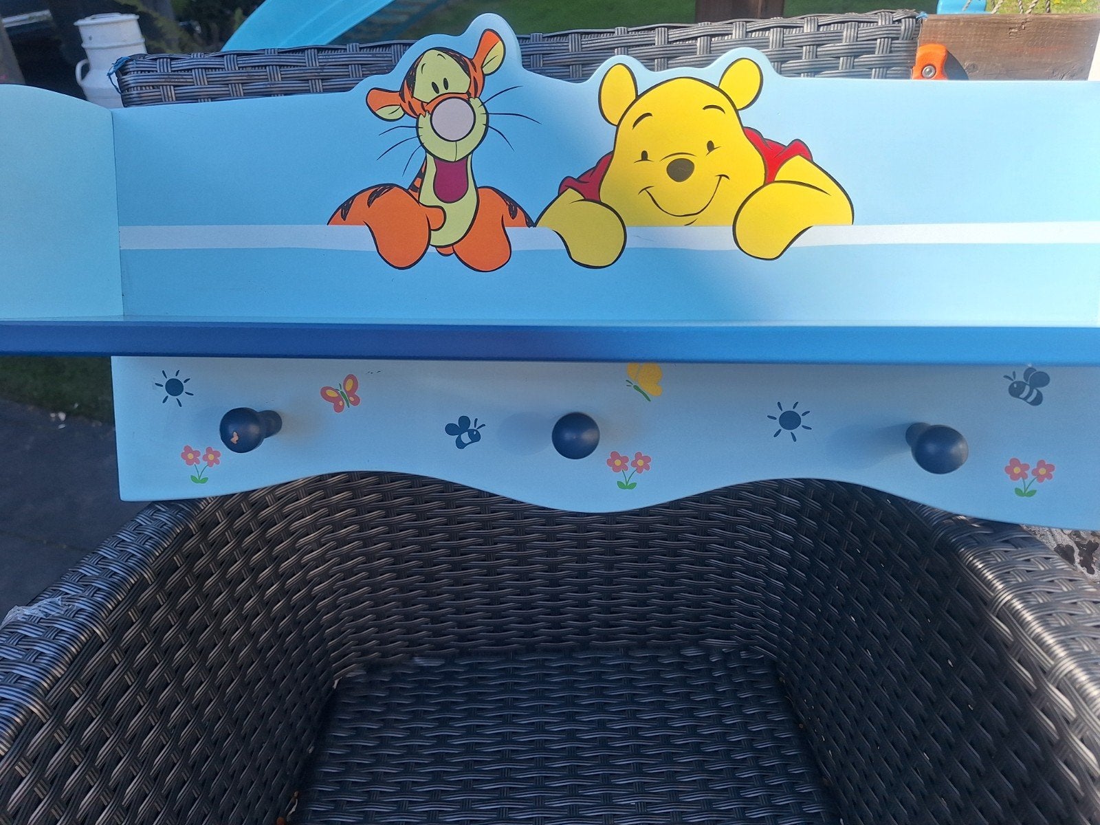Leuke Kinderkapstok met Winnie de Poeh en Teigetje, Ophalen, Gebruikt, Minder dan 100 cm, Kinderkapstok