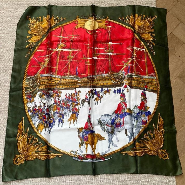 Hermès zijden sjaal "La Bataille de Fleurs" - Vintage, Ophalen of Verzenden, Zo goed als nieuw