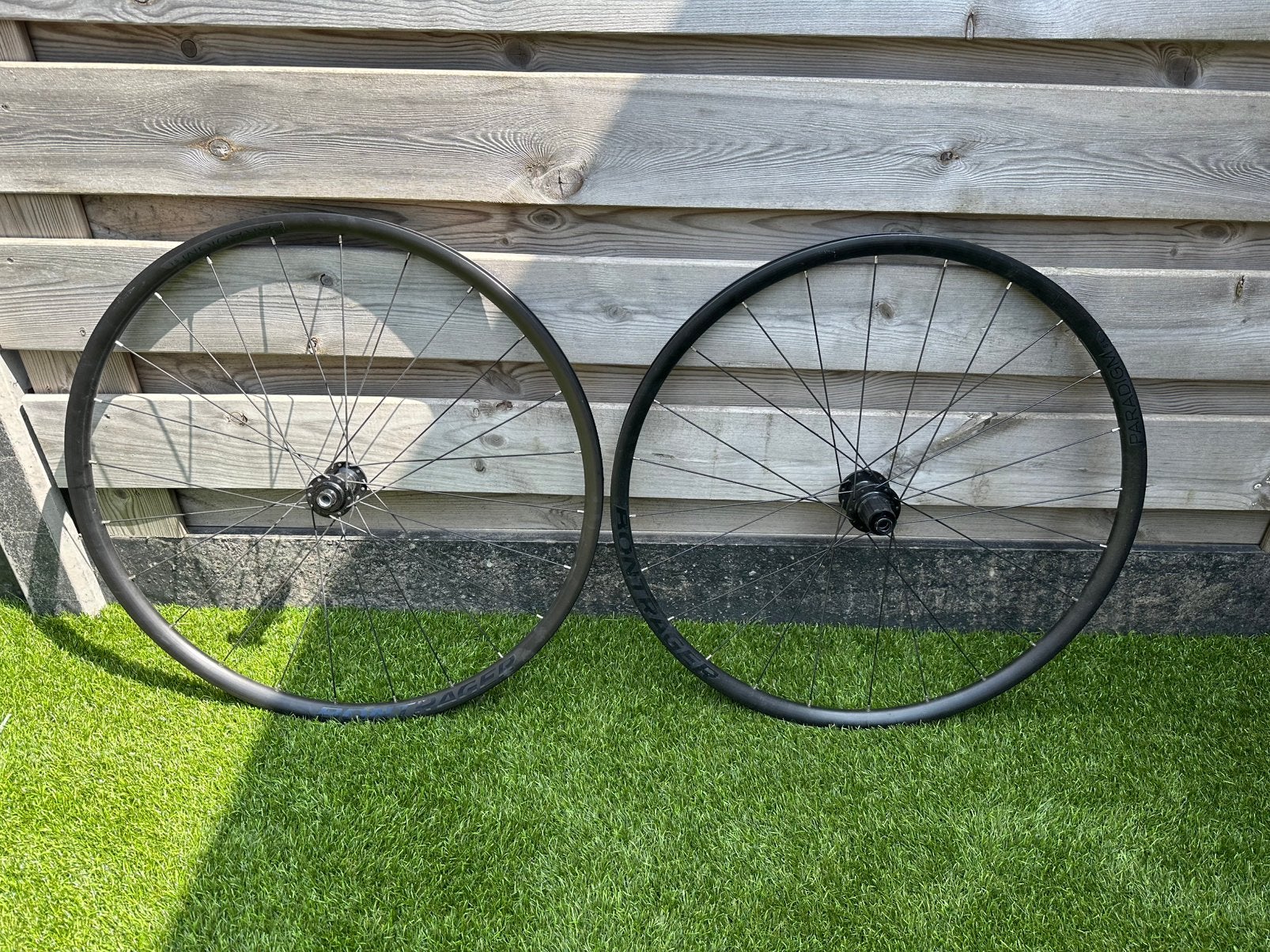 Bontrager Paradigm SL wielset 700c, Ophalen, Gebruikt, Aluminium