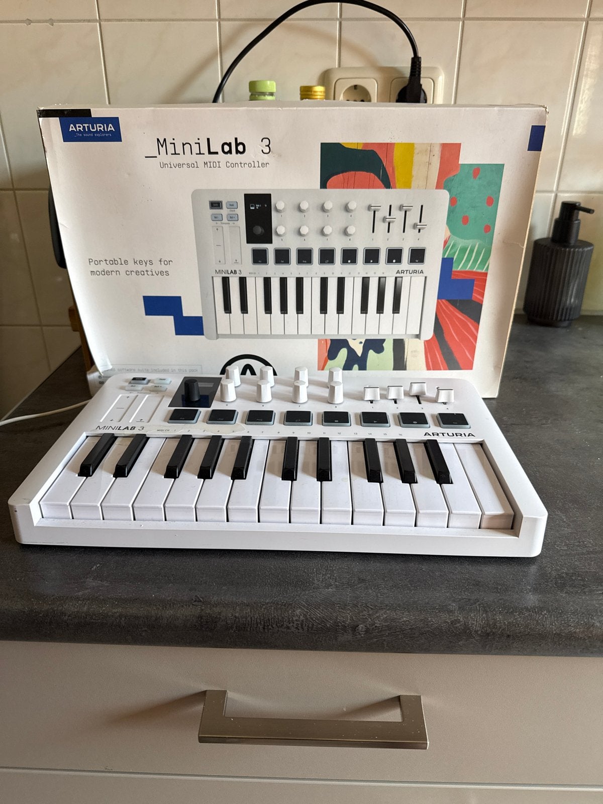 Arturia MiniLab 3 MIDI Controller - Zo goed als nieuw, Overige aantallen, Zo goed als nieuw, Aanslaggevoelig, Ophalen